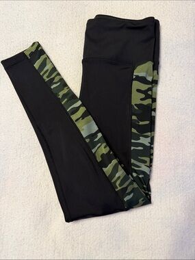 LuLaRoe Black Leggings with Green Camo Side Panels
